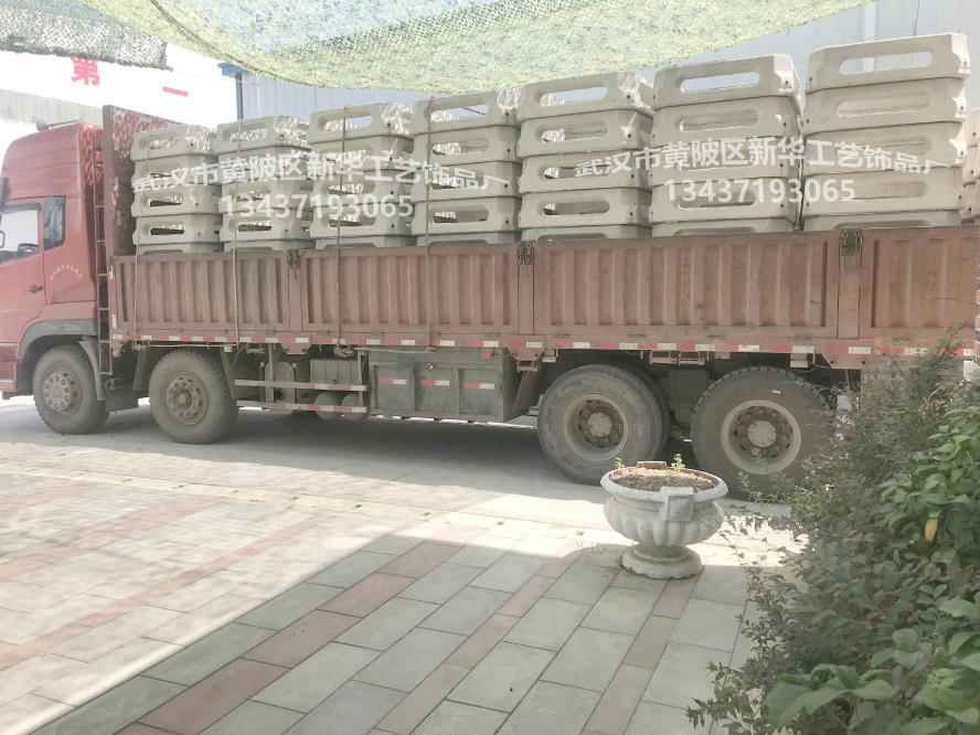 混凝土預(yù)制生態(tài)框切塊平鋪式護坡