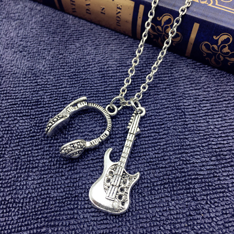 European and American Foreign trade jewelry punk rock guitar headset music lovers creative hipster pendant necklace European and American Foreign trade jewelry punk rock guitar headset music lovers creative hipster pendant necklace