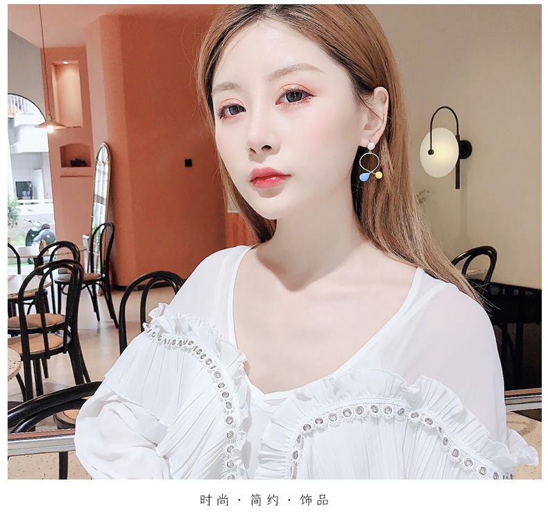 Japonais Et Coréen De Mode Et Tendance Simple Gracieux Géométrique Baisse De Pétrole Peint Boucles D'oreilles Personnalisé Tout-match Féminine En Ligne Influenceur Boucles D'oreilles En Gros display picture 18