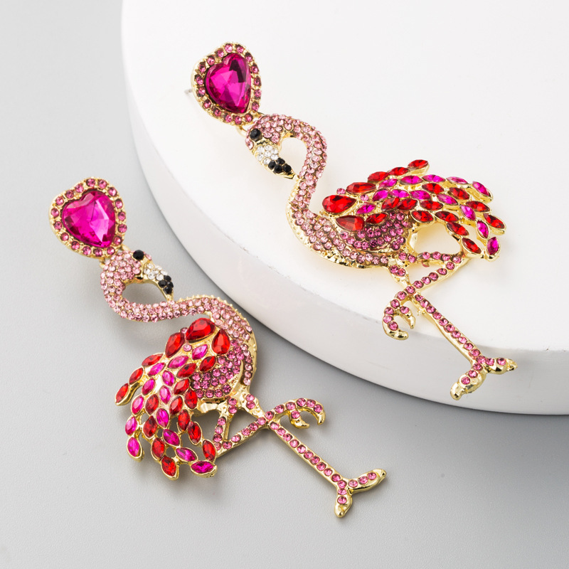 Hot Flamingo Earrings Women&#39;s Long Inlay Rhinestone Women&#39;s Stud Earrings Vintage Alloy Earrings display picture 3