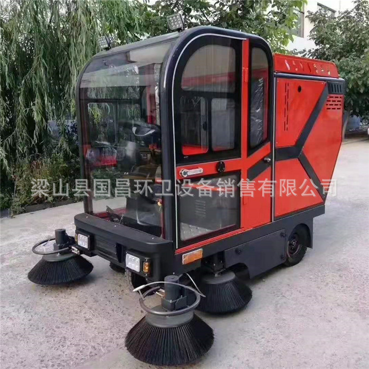 電動掃地車價格多功能小型電動掃路車各種型號齊全可定做質保終身