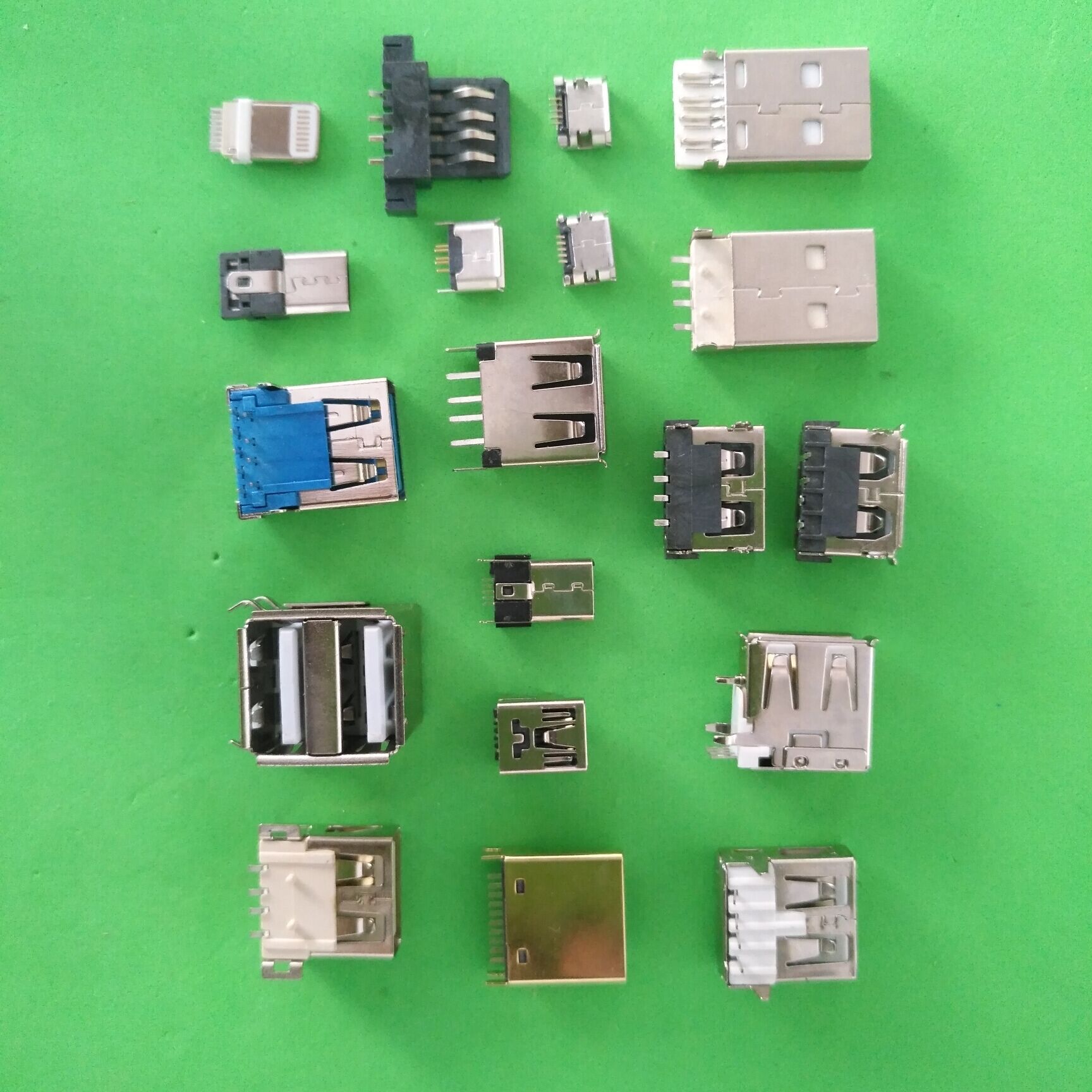 供应USB系列插座 无边卷边 直插 侧插 沉板式