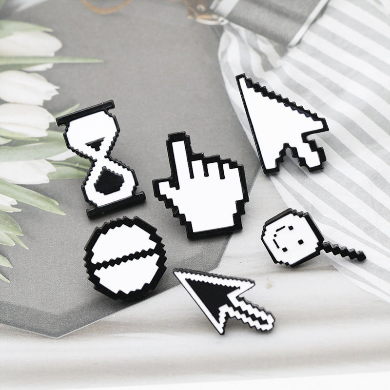 Holiday Occasion Cartoon Style Pin Geometric Alloy Plating Unisex Brooches