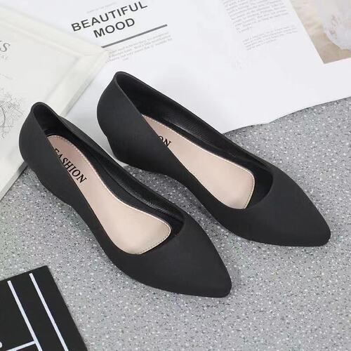 Korean Spring Rain Boots for Women Adult Fashion Pointed Toe Medium Heel Jelly Shoes Water Shoes Slip-Resistant Waterproof Rubber Shoes for Export