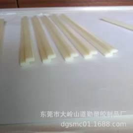 其他塑料棒;PVC异型材;PVC管