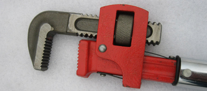 管钳式扭力扳手波纹水管钳整体锻造钢筋扭力扳手牙齿超硬自动报警