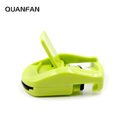 Eyelash curler Mini portable Curl Eyelashes Portable Eyelash curler Makeup Tools