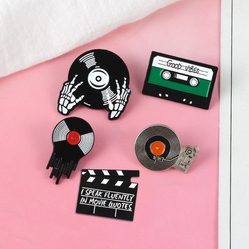 AliExpress CD, Gramophone, Vinyl Record Brooch, Alloy Skull Finger, Tape Brooch