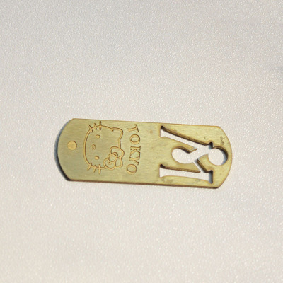 金属激光切割加工 激光雕刻成型雕刻可爱猫咪书签猫咪吊牌定制