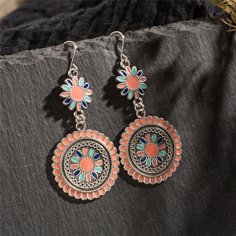 New Fashion Vintage Bohemian Flower Earrings display picture 4
