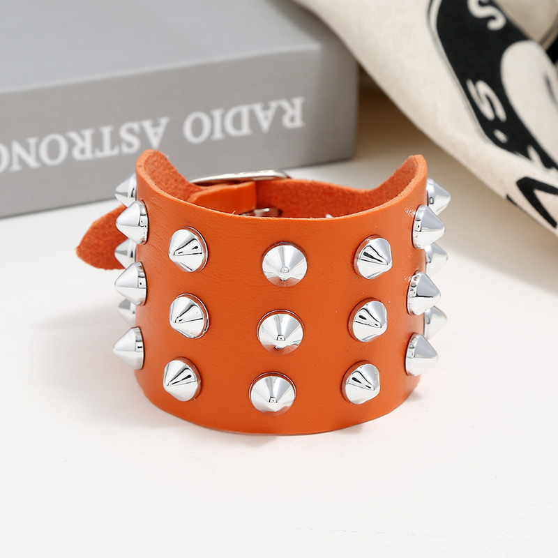 Exaggerated menu0027s imitation leather bracelet punk non-mainstream three-row spiked rivet bracelet