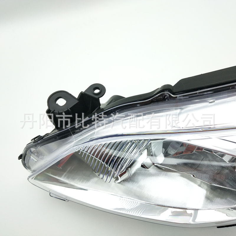 卡罗拉中东版 (6).jpg