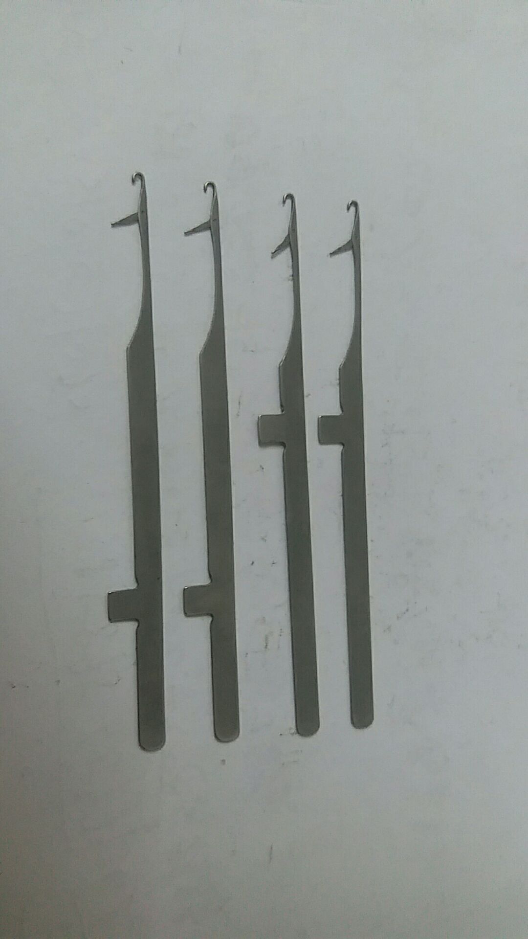 791低脚和高脚棉毛针钩宽1.45mm厚度0.4mm,长度60mm，长可以调节