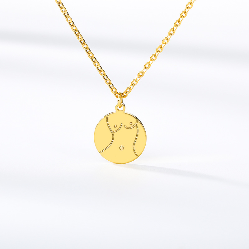 European And American Personality Round Pendant Gold-plated 18k Clavicle Necklace display picture 5
