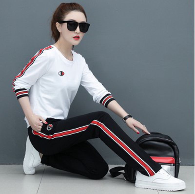 Costume femme - Ref 3334770 Image 4