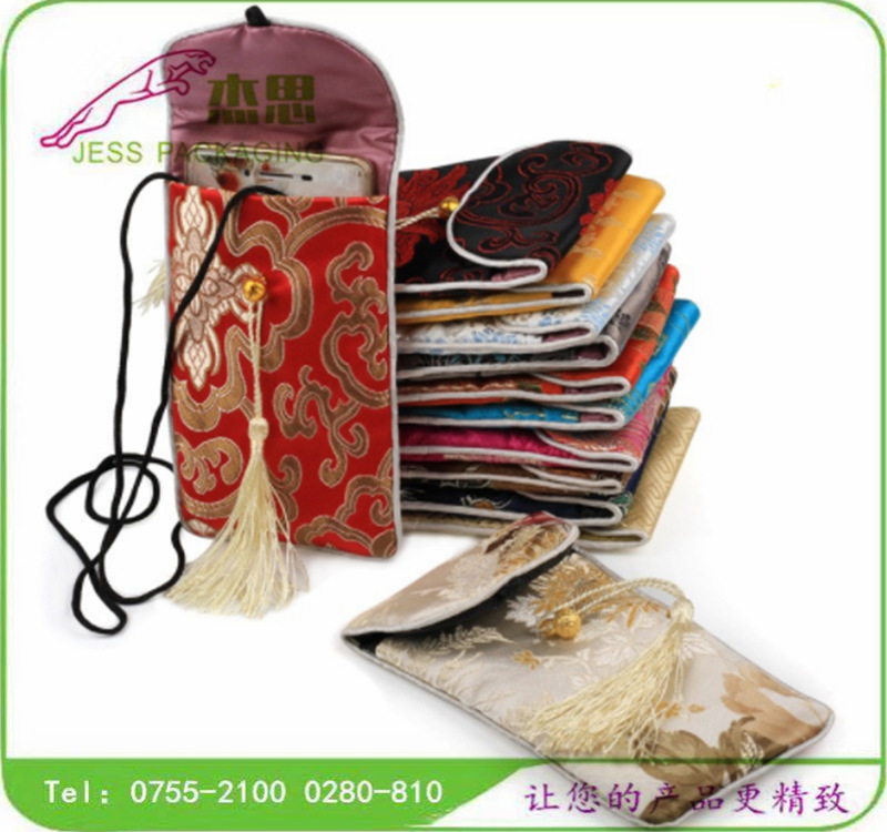 设计新款绸缎布古风手机收纳包按钮锁扣斜挎包单肩包量大从优