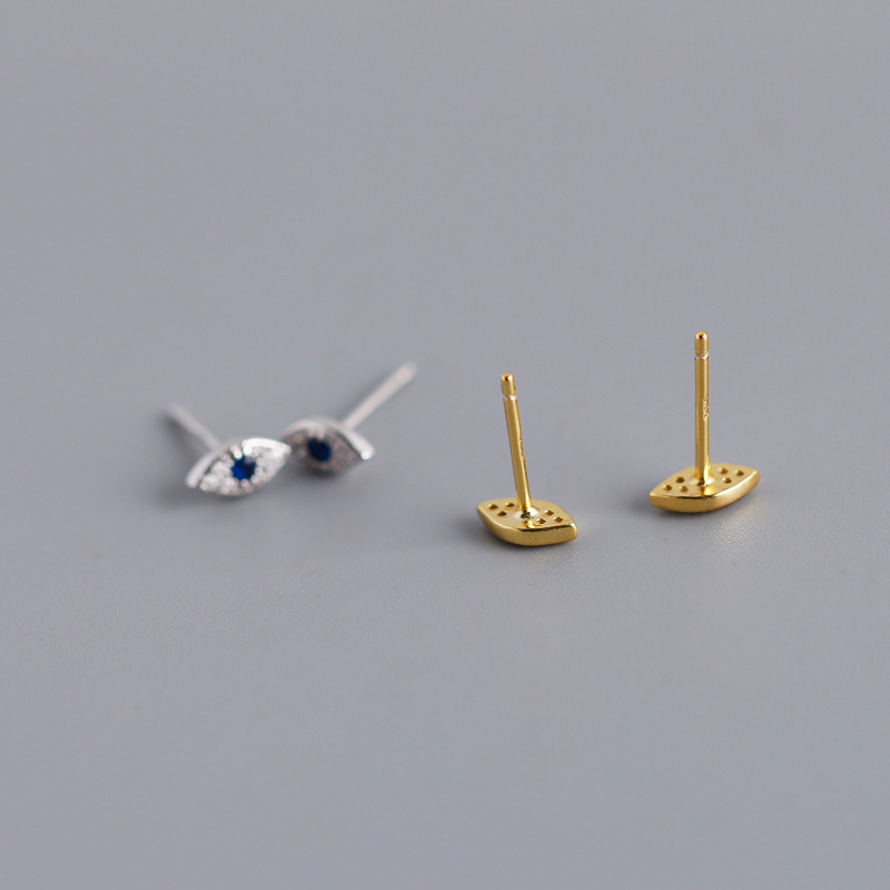 Fashion Eye Sterling Silver Inlay Zircon Ear Studs 1 Pair