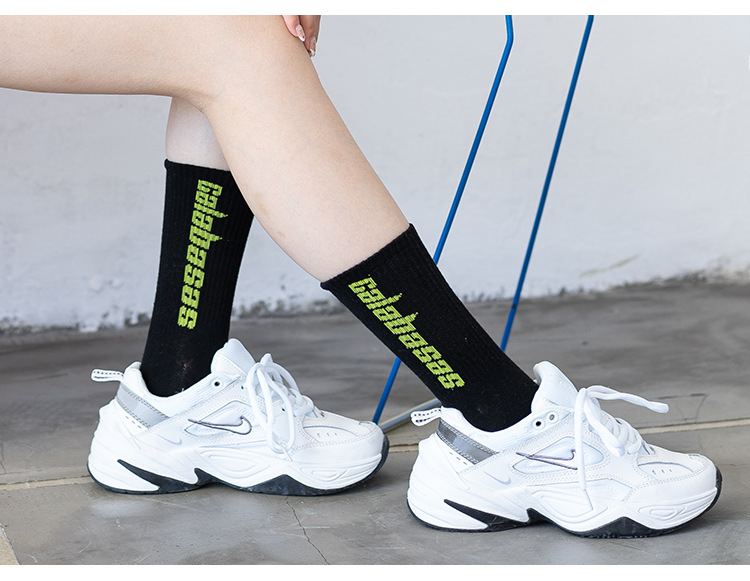 Autumn And Winter New Japanese Street Sports Leisure Women's Mid-calf Socks Wholesale English Letters Hip Hop Skateboarding Trendy Socks display picture 5