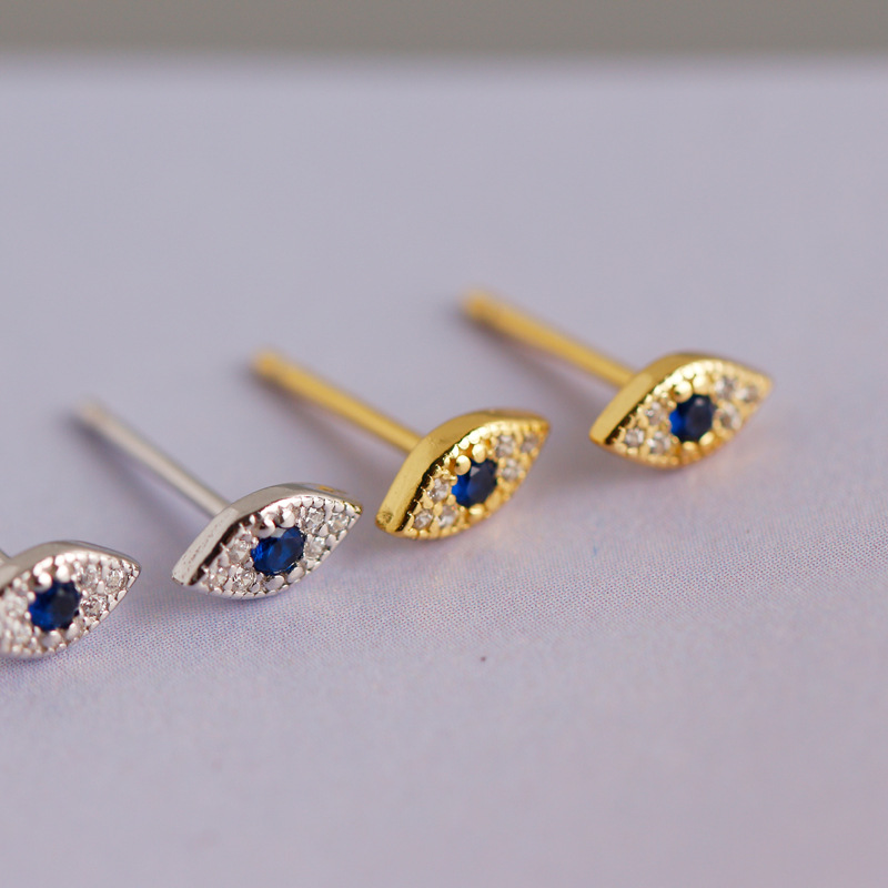 Fashion Eye Sterling Silver Inlay Zircon Ear Studs 1 Pair
