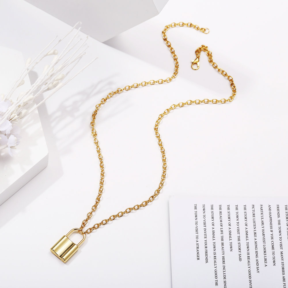 New Lock Metal Pendant Necklace Creative Wild Punk Wind Alloy Clavicle Chain display picture 7