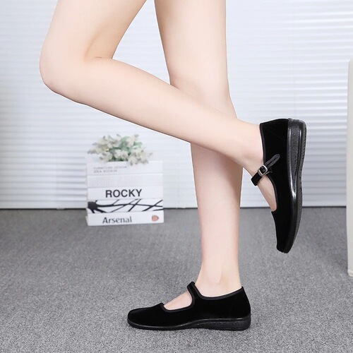 Old Beijing style women's work shoes, flat, anti-slip, soft soles, comfortable, one-piece women's black cloth shoes, hotel flat shoes