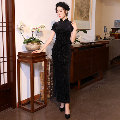 Chinese Dress cheongsam for womenLong velvet cheongsam