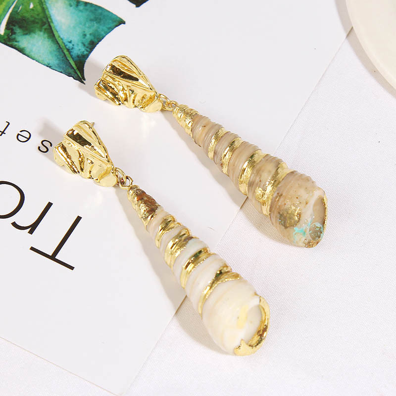 Exaggerated Long Natural Shell Earrings Female Foreign Trade Conch Geometric Earrings Jewelry Wholesale Nihaojewelry display picture 5