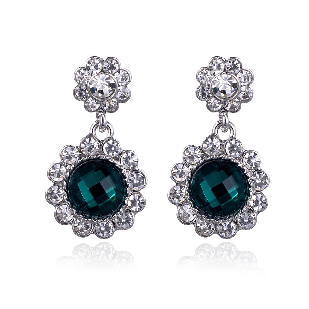 7g Weight Rhinestones Inlay Material Drop Earrings Classification 1 Pair Quantity Daily Occasion Alloy Material Geometric Pattern Women'S Gender Plating Design Retro Style 1 Pair Retro Geometric Alloy Plating Rhinestones Women's Drop Earrings 49