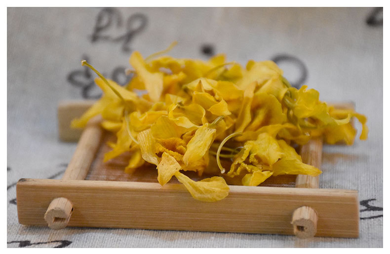 Gu Chui Shi Hu Flowers (Dendrobium chrysotoxum) — Dried Yunnan Dendrobium Flowers for Tea & Cooking key features