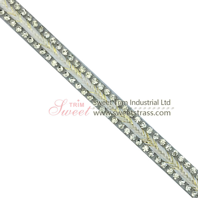 时尚厂家销售白色条码亮色时尚可定制白色钻织带服装辅料