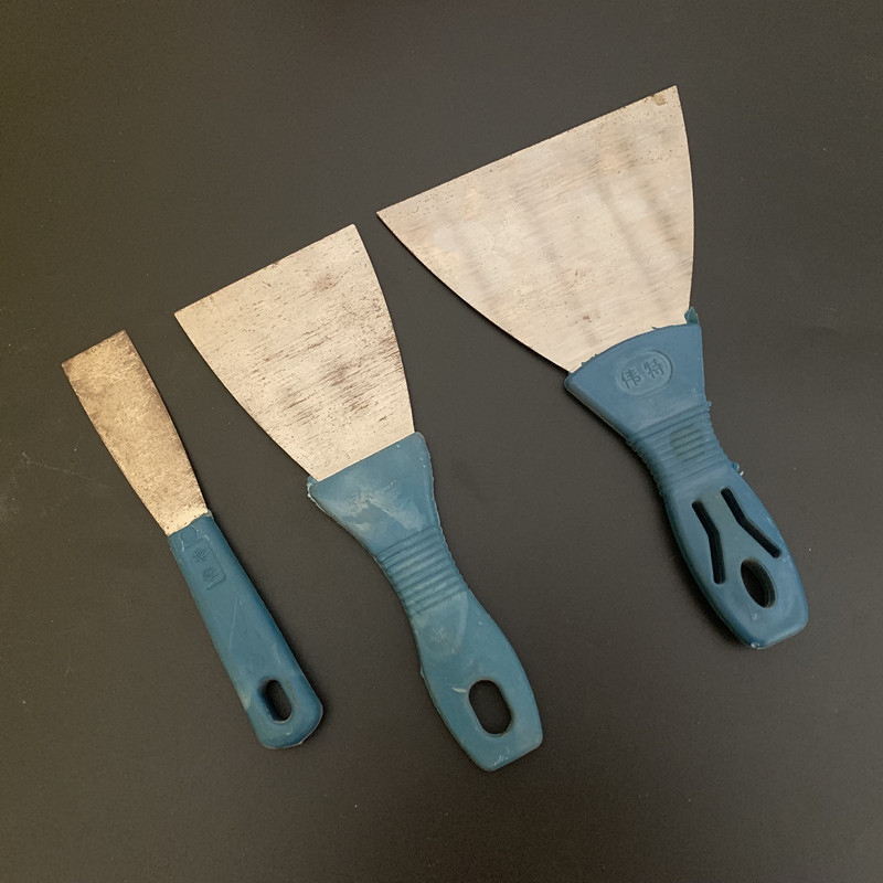 厂家直销 蓝色手柄塑料油灰刀 1-5寸多功能玻璃清洁刀 腻子刀