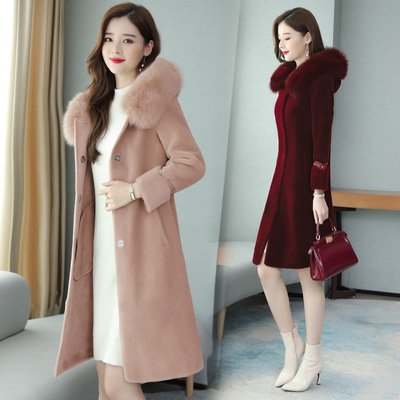 2019 Autumn and winter new pattern Woolen coat lady Mid length version Korean Edition Sheep velvet Fur integrated overcoat Windbreaker