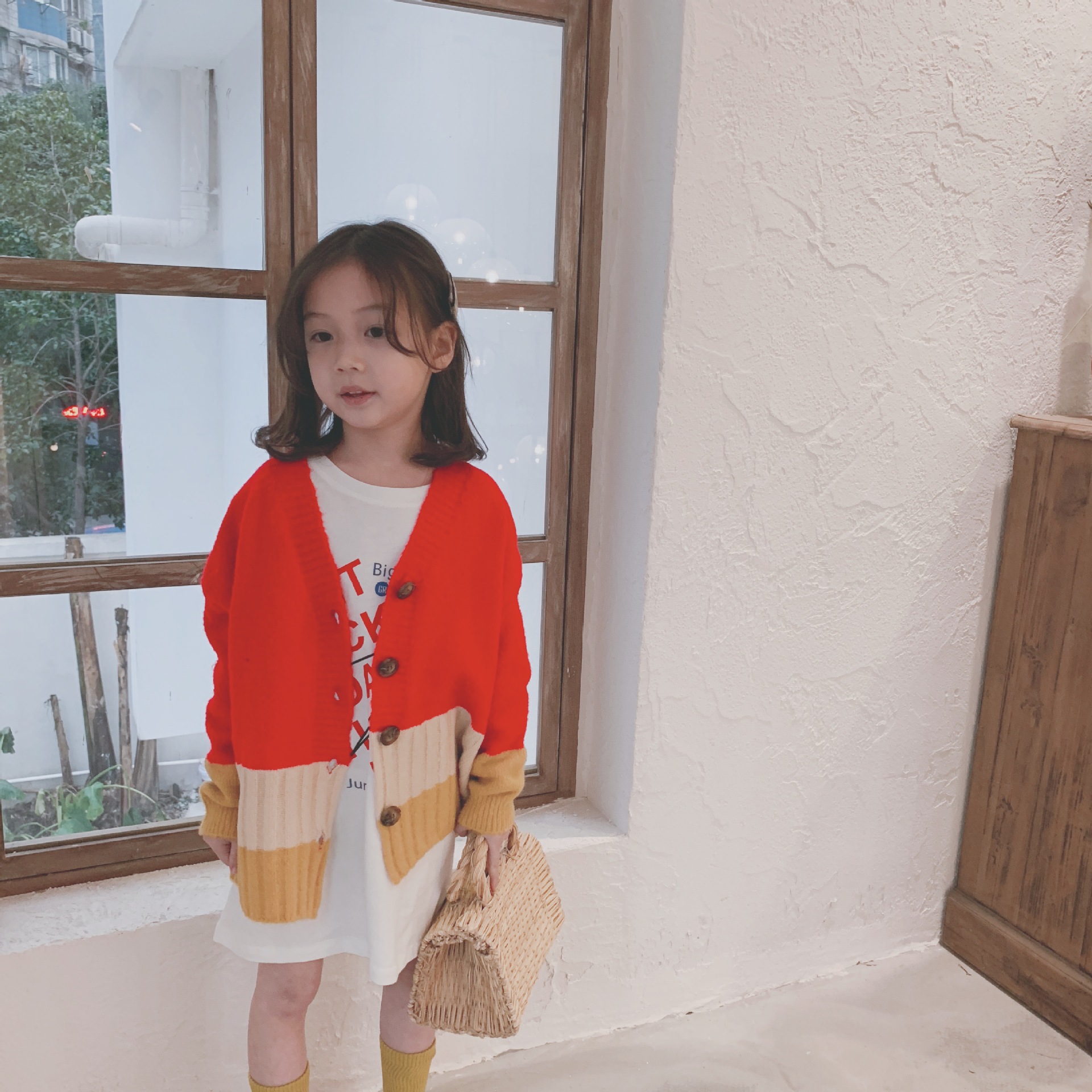 Children's clothing 2019 Spring new pattern baby Long sleeve Sweater girl Korean Edition Hit color stitching keep warm Cardigan coat