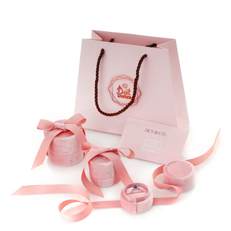 圆形粉色丝带自绑蝴蝶结绒布戒指盒吊坠饰品盒 定制批发