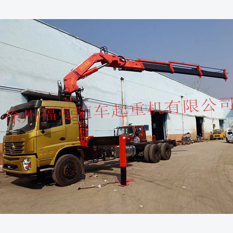 徐州12吨折叠臂起重机双腔液压后支腿东风折臂随车吊图片