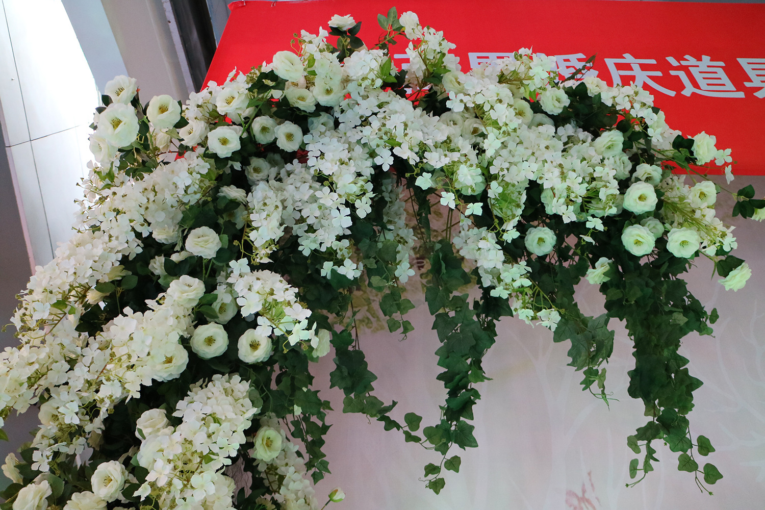 3头冰山月季 白色.jpg