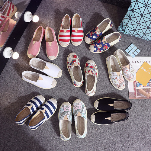 New 22 Spring Collection Old Beijing Low-Top Breathable Soft Sole One-Piece Slouchy Casual Women's Slip-On Shoes, Dropshipping One Pair