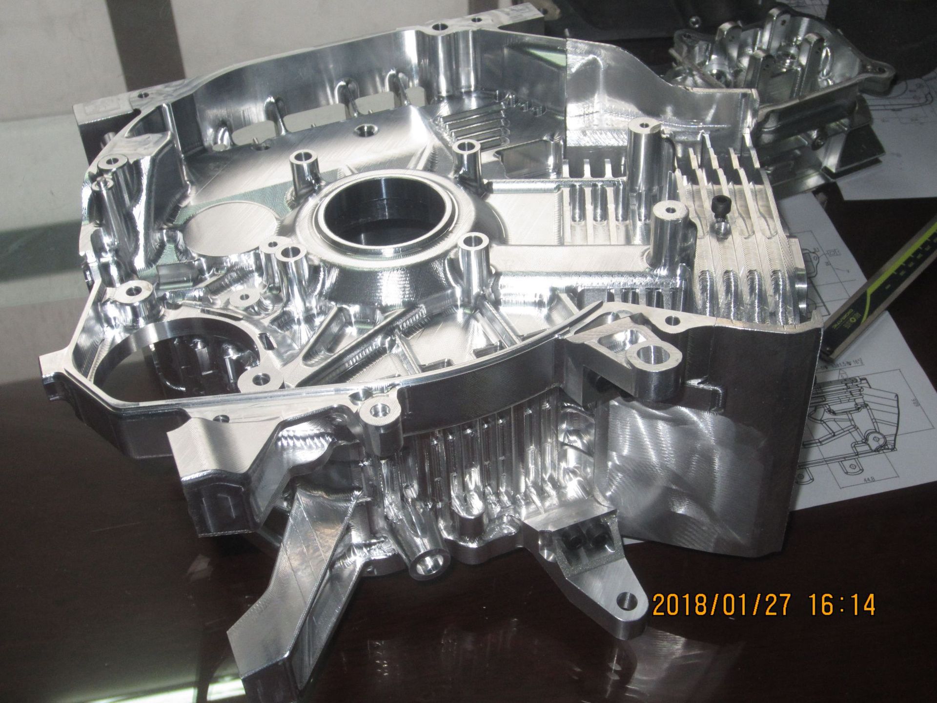 数控CNC快速成型铝合金铜不锈钢泵体阀体精密汽车零部件手板模型