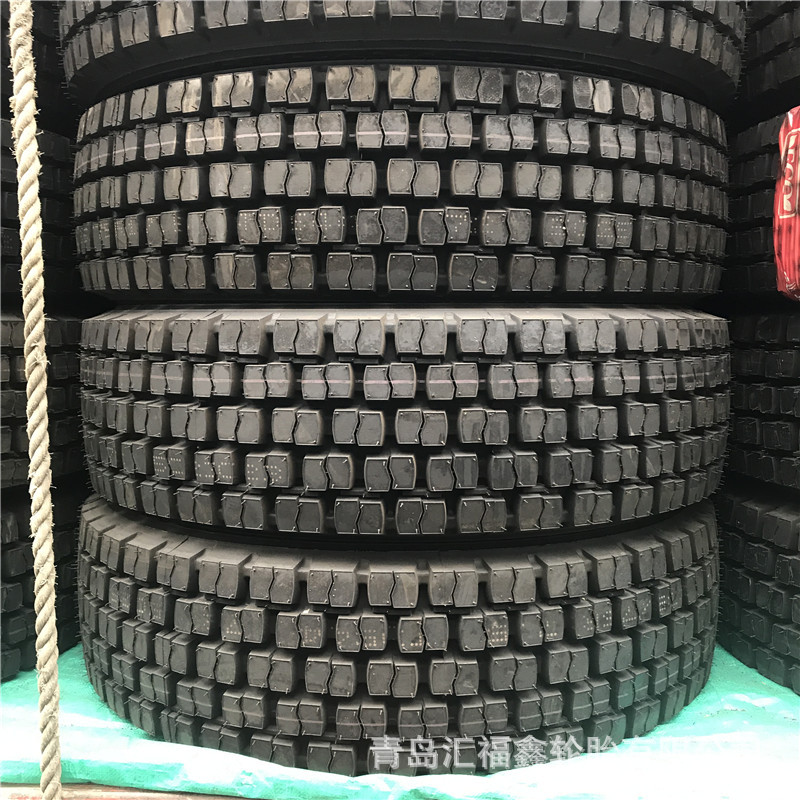 供应卡车胎235/75R17.5轿运车，勾机板轮胎