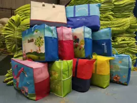 婴童床品套件;棉花被;夏凉被