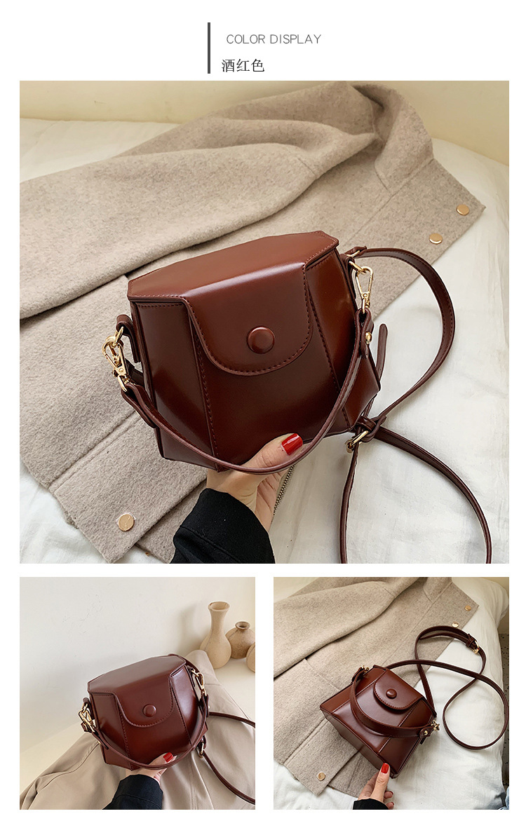 Retro Texture New Fashion Messenger Bucket Bag display picture 6