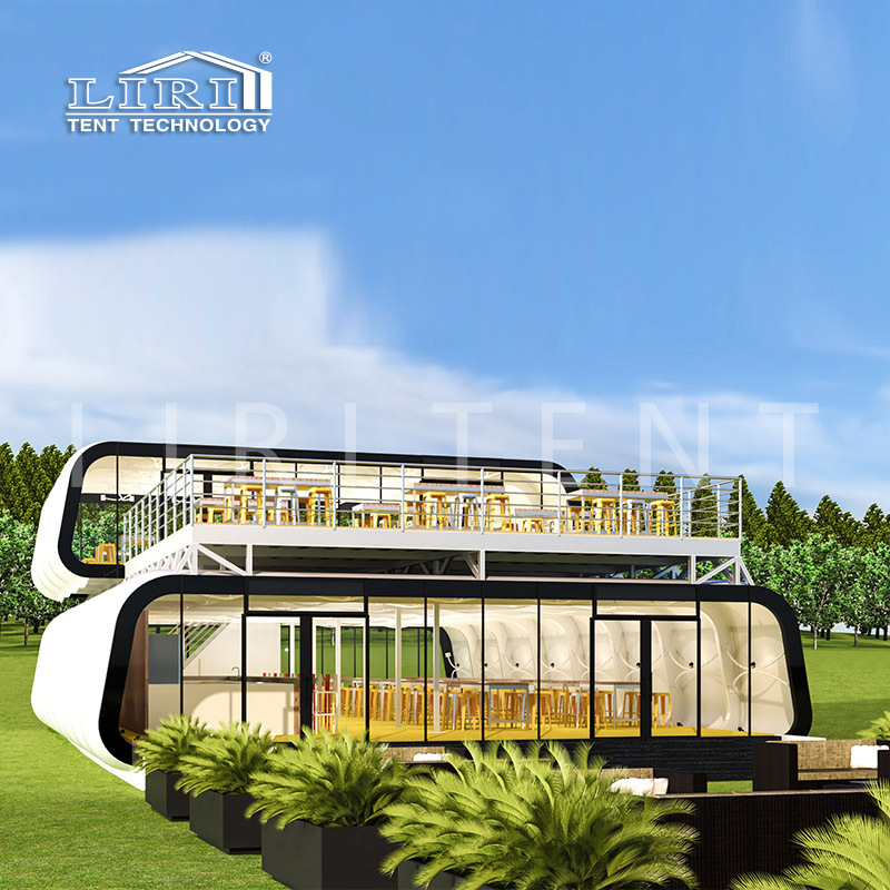 ʱ�н���С�ݾƵ��� ���������������������� ˫��ṹ ����