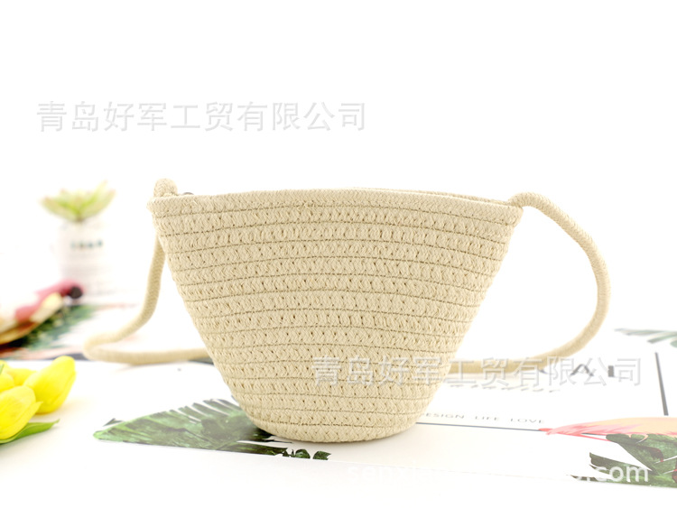 Factory Price New Dumpling Bag Crossbody Shell Cotton String Straw Bag Cotton Woven Beach Bag Mini Bag display picture 8