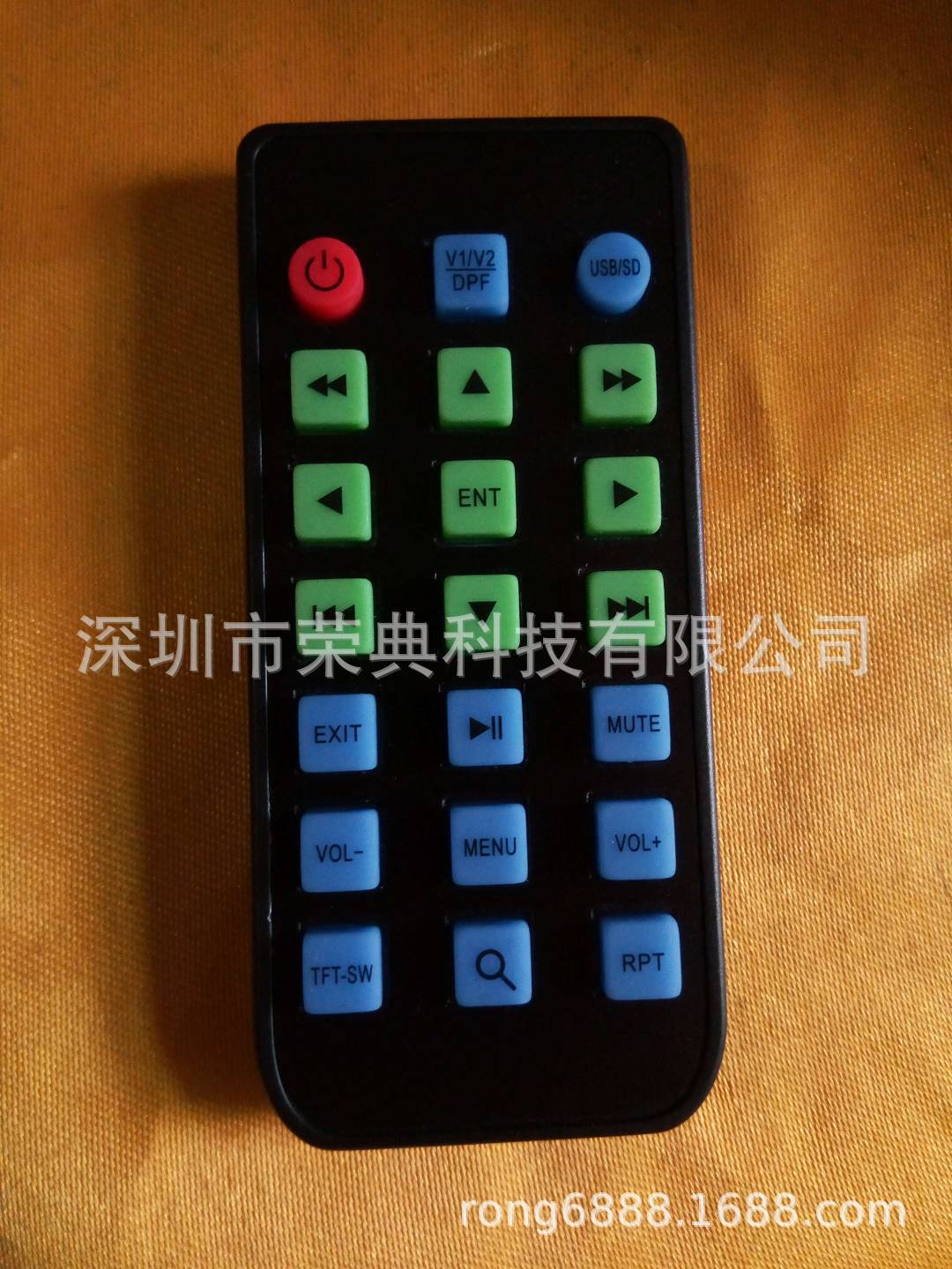 现货供应-后视镜遥控器,头枕显示器遥控器,硅胶6键18键遥控器