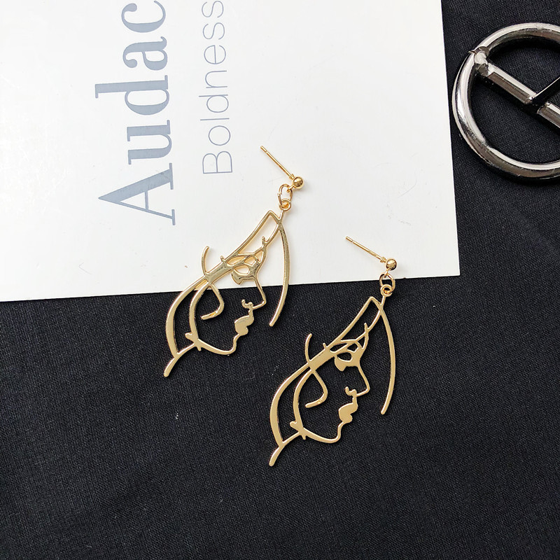 1 Pair Fashion Human Face Metal Plating Women's Drop Earrings display picture 10