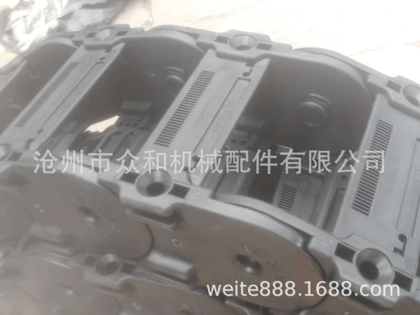 德国Ekd gelenkrohr拖链PsK321塑料拖链、E4系列舌榫结构拖链