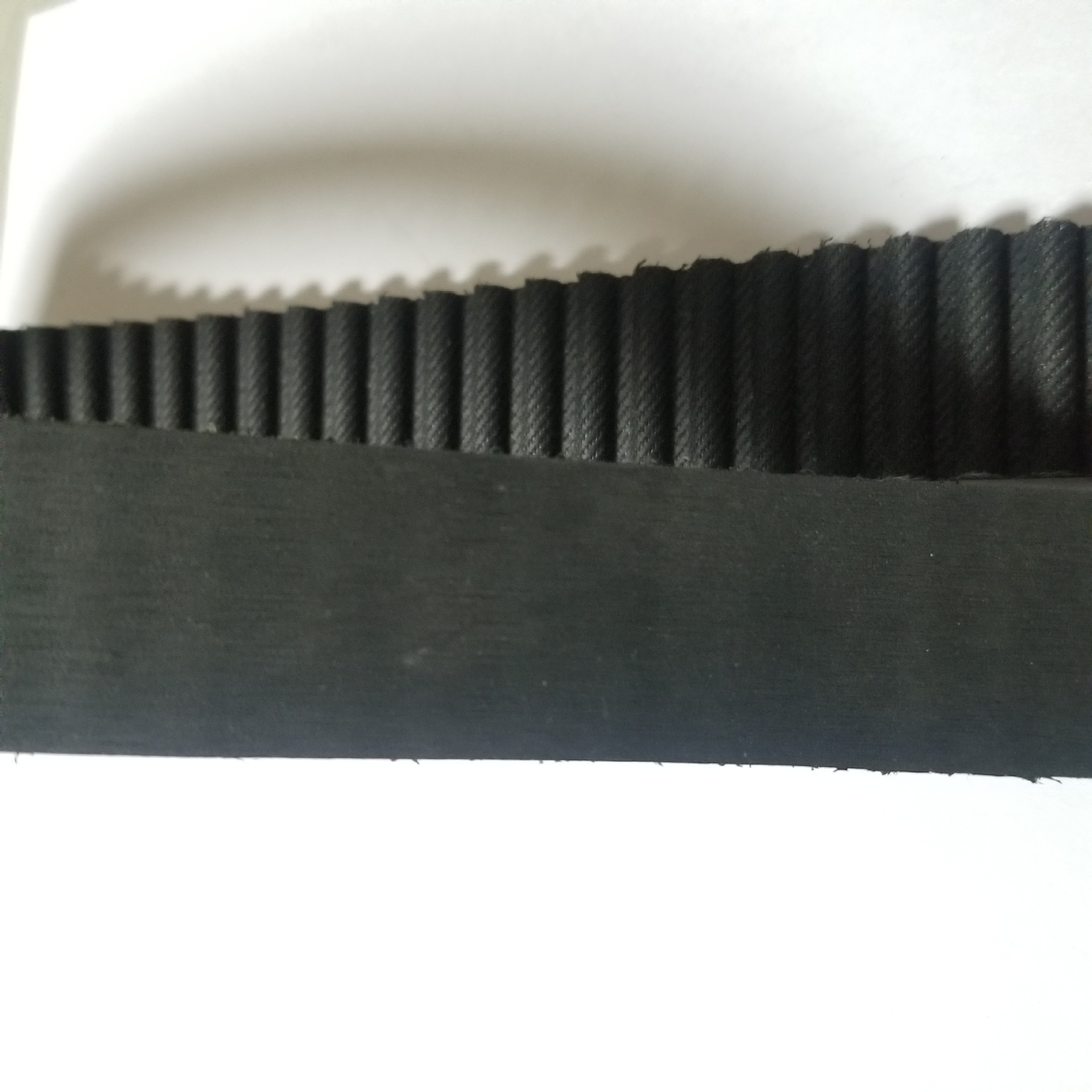 丹宇龙供应PU聚氨酯钢丝同步带 开口带齿轮传动皮带 聚氨酯同步带