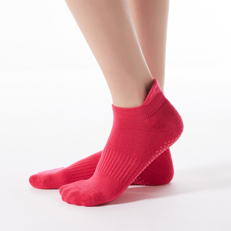 Nuevos calcetines de yoga transfronterizos engrosados toalla caliente parte inferior cómoda punta redonda Terry deportes barco Calcetines calcetines de piso de estilo coreano