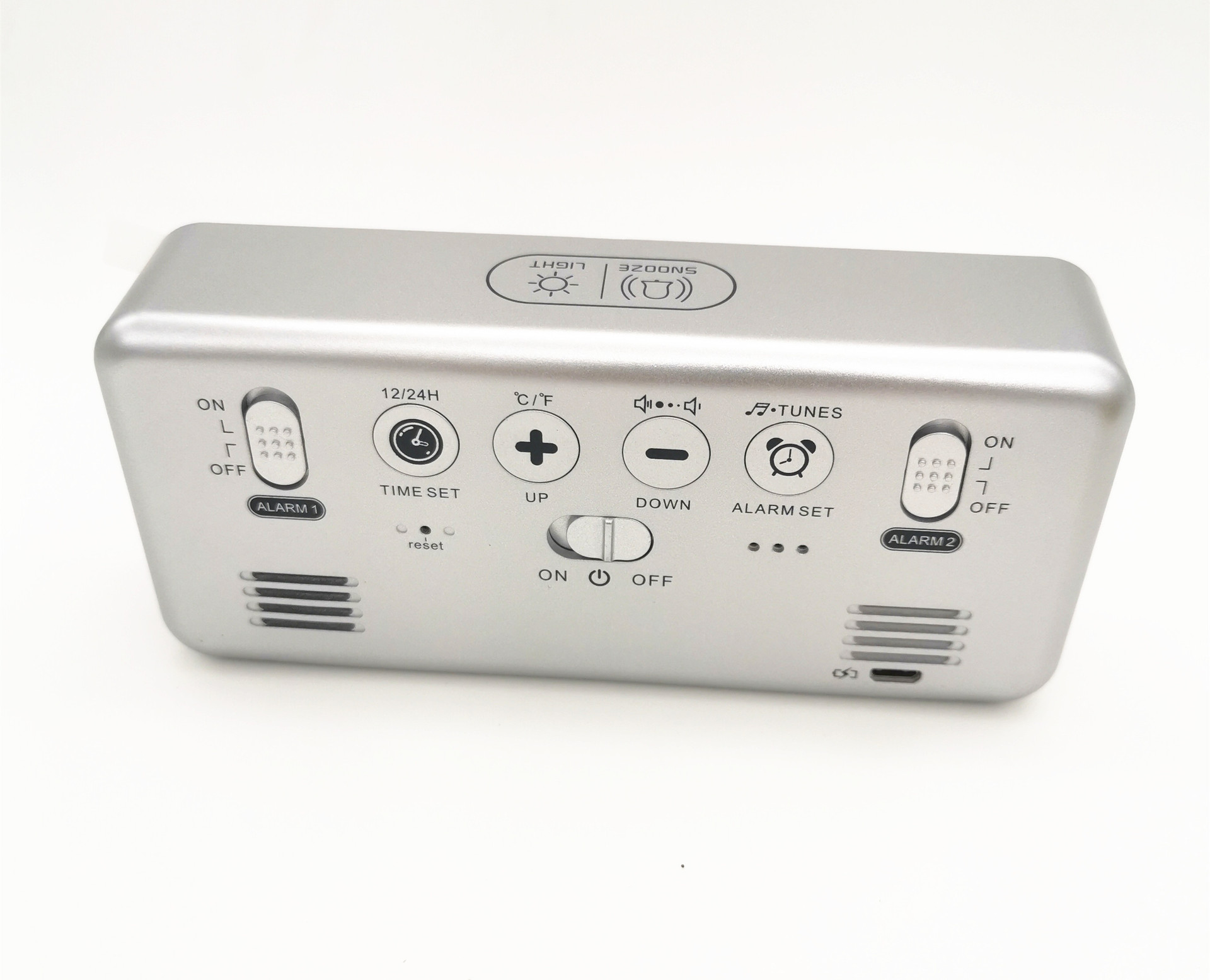 8808英 背后图片_副本