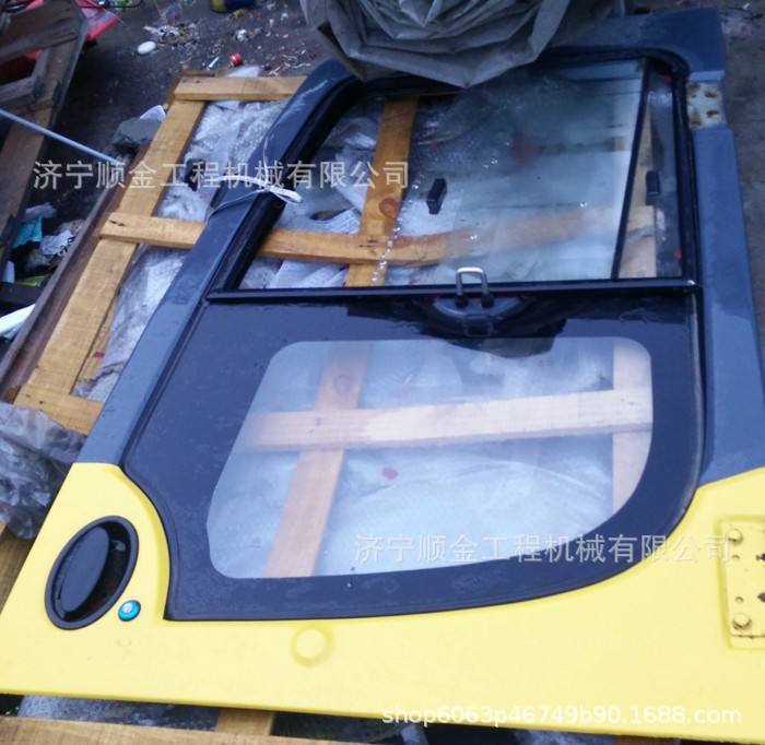 长期销售SK挖掘机SK210 200驾驶室玻璃 驾驶室边门挖掘机全车玻璃